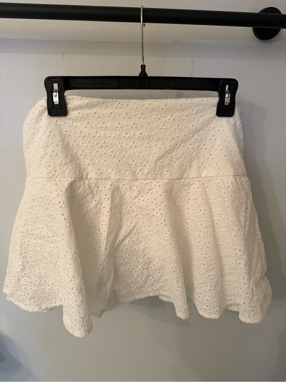 H&M White Eyelet Circle Skirt